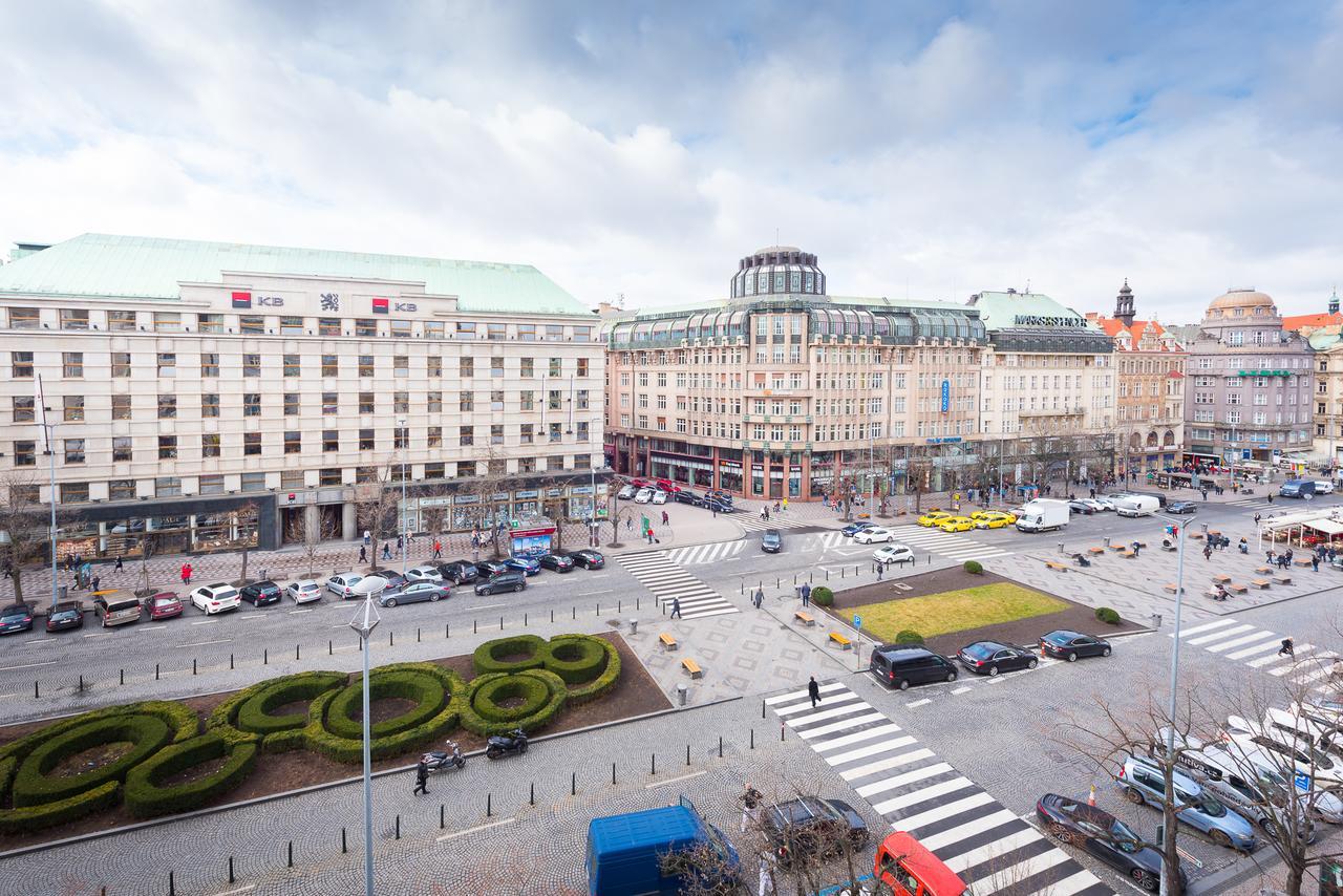 Wenceslas Square * Praga